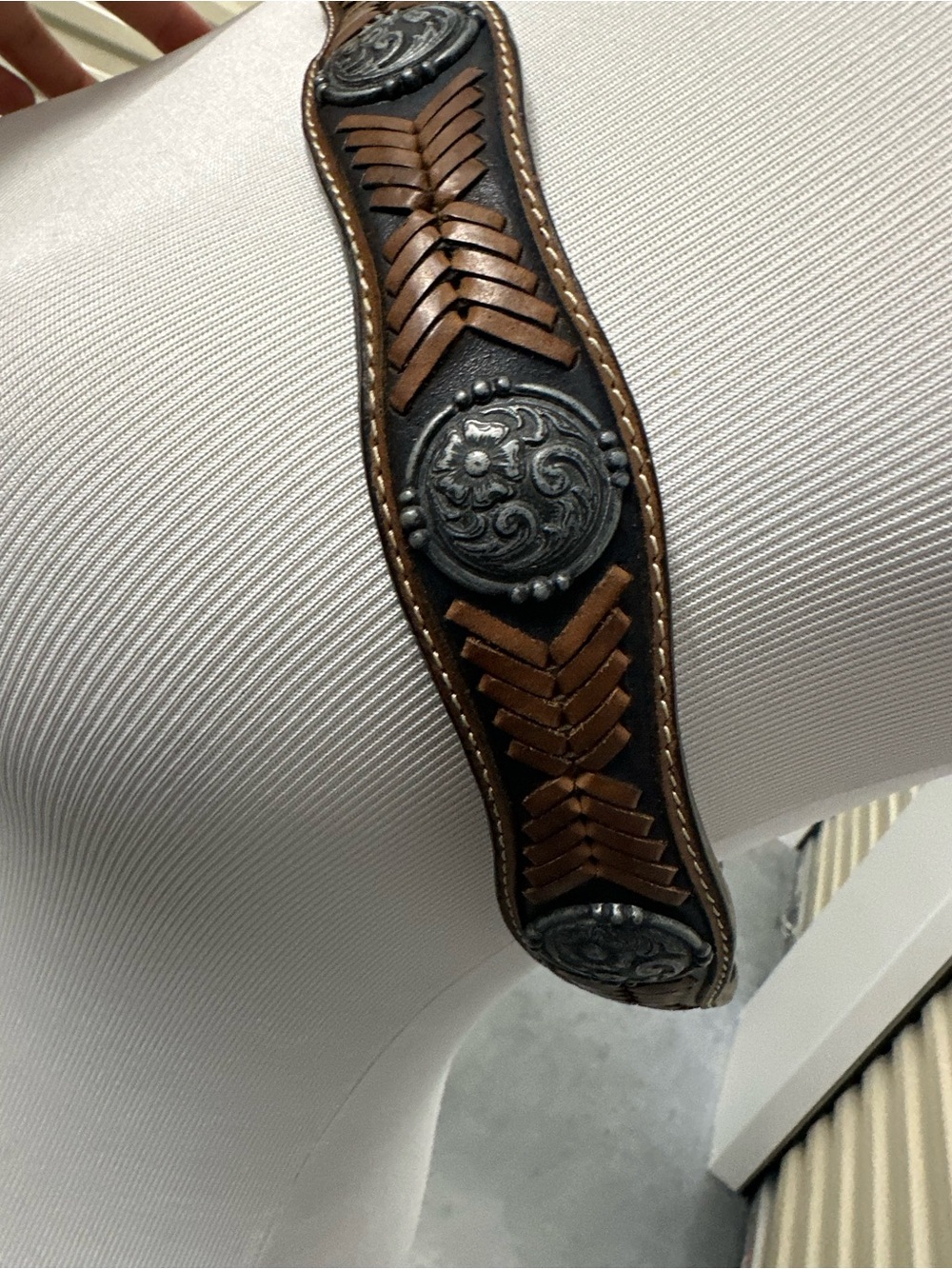 Men's Brown Leather Belt with Decorative Silver Buckle - Picture 4 of 5